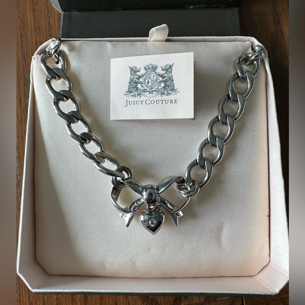 Juicy Couture Neckless NWT